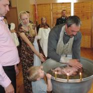 Крещение детей алтарников Антона и Павла