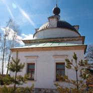 Храм Живоначальной Троицы апрель 2011 год.